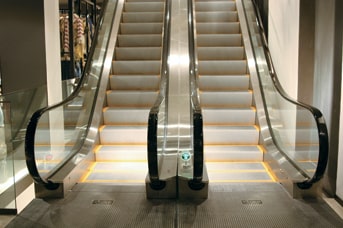https://hosting-elevator.ng/wp-content/uploads/2022/02/Panama-ZARA-018-10-units-escalator-副本-min.jpg