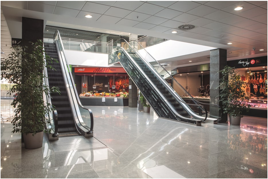 https://hosting-elevator.ng/wp-content/uploads/2022/02/西班牙扶梯工程-2-min.jpg